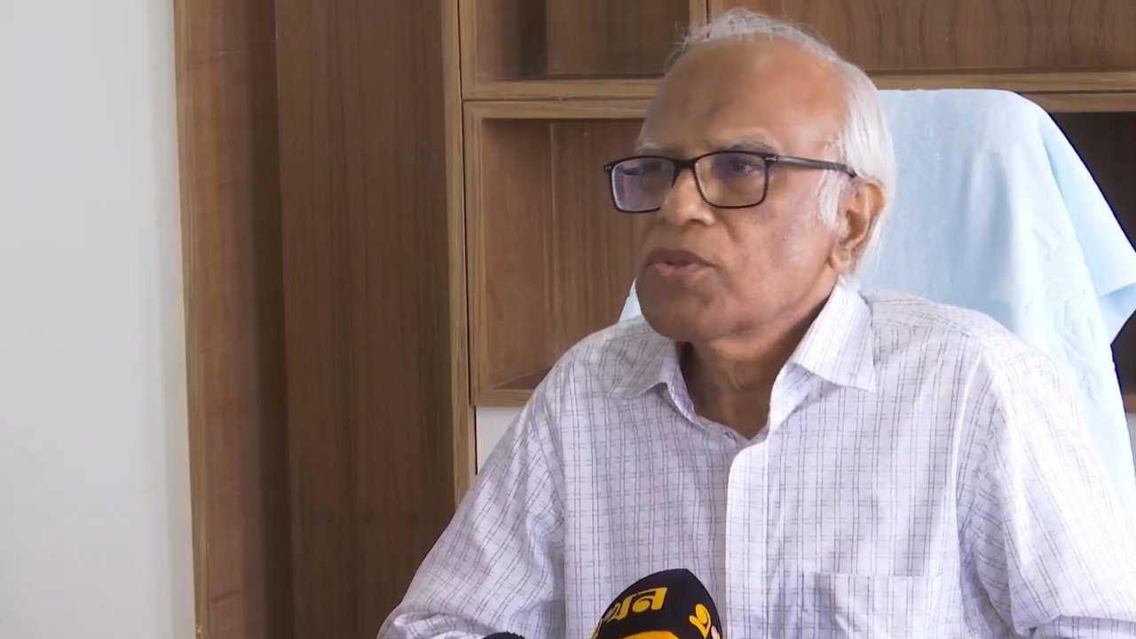 নতুন শিক্ষাক্রম কার্যকর করা সম্ভব বলে মনে করছি না : শিক্ষা উপদেষ্টা